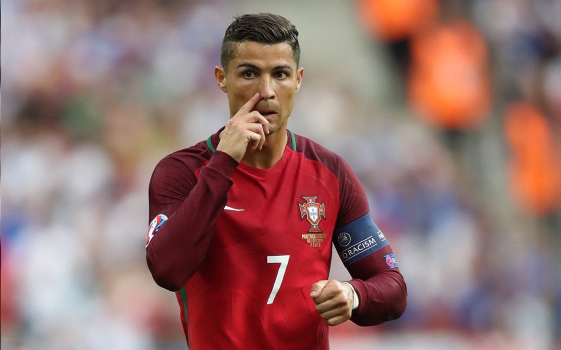 【裁判指南】应对争议犯规，新规则如何确保公平？，裁判如何处理冲突