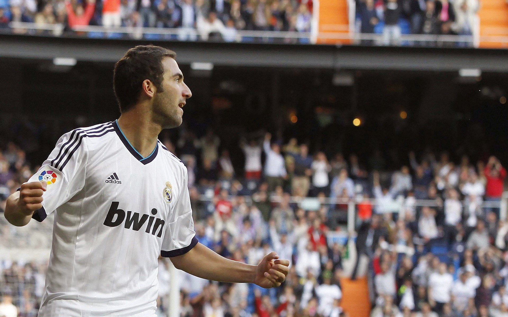 利物浦扩大领先，锁定欧冠四强席位，利物浦欧冠排名