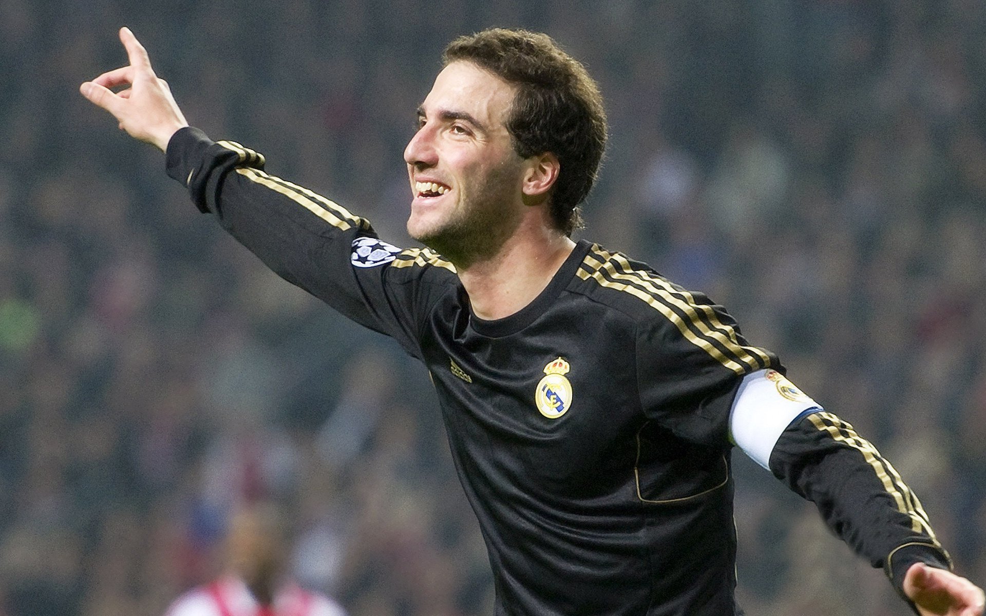 九游登录入口-激烈角逐拉开帷幕，亚冠比赛全面展开，亚冠 赛场