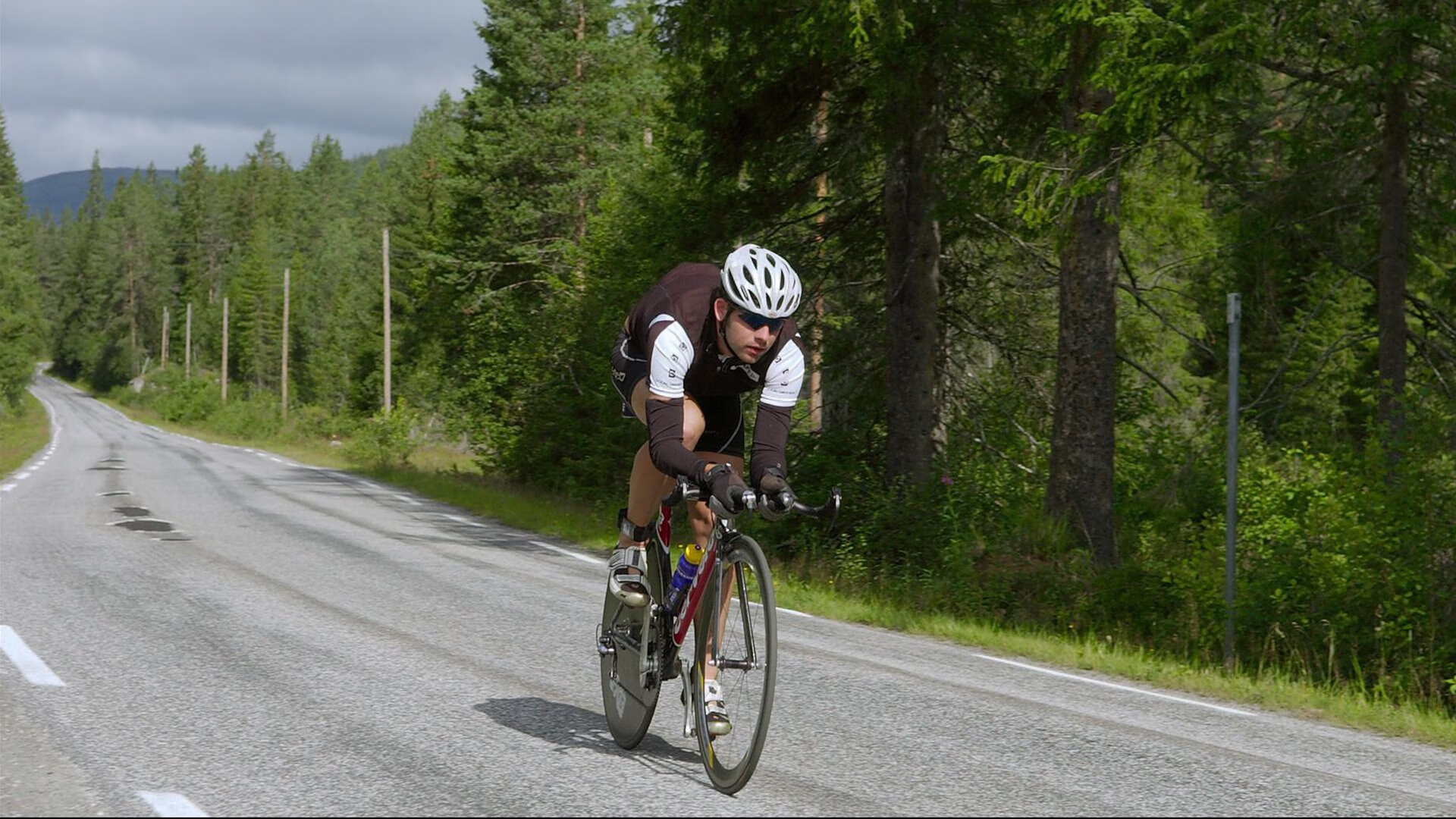 热火训练营现场气氛紧张队员全情投入,热火试训